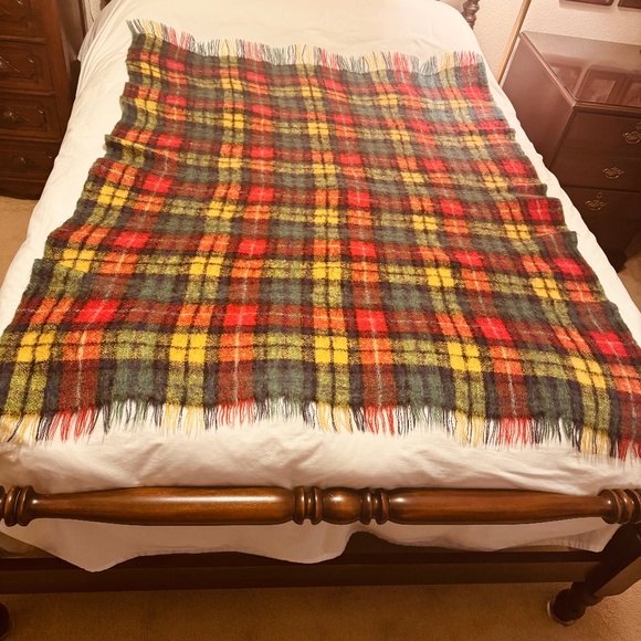 Vintage Scottish mohair throw blanket - Picture 1 of 5